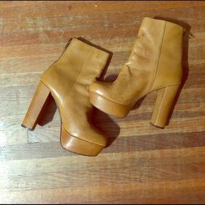 Steve Madden Platform Booties